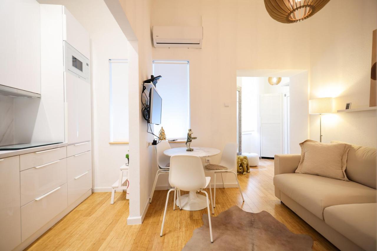 Iadra Apartment In City Center Zadar Buitenkant foto